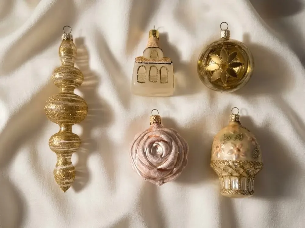 Set of 5 Vintage Hand Blown Glass Christmas Ornaments - Holiday Tree Decor